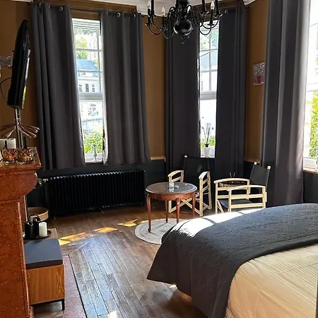 Monsieur Michel Casa de hóspedes